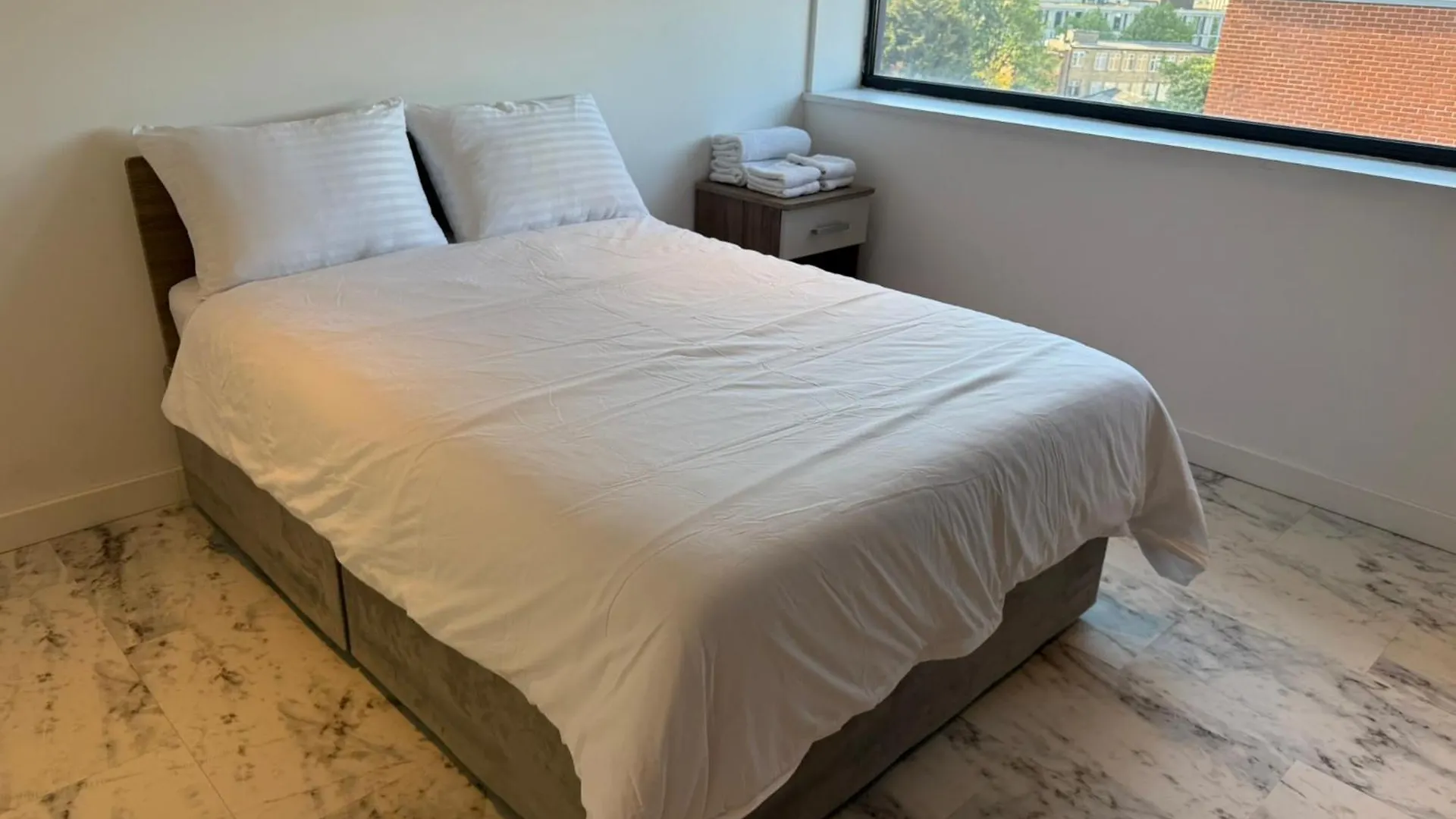 Entire Flat With 2X Bedrooms, 2X Bathrooms And A Big Living Room In The Olympic Park And Westfield At Stratford London United Kingdom