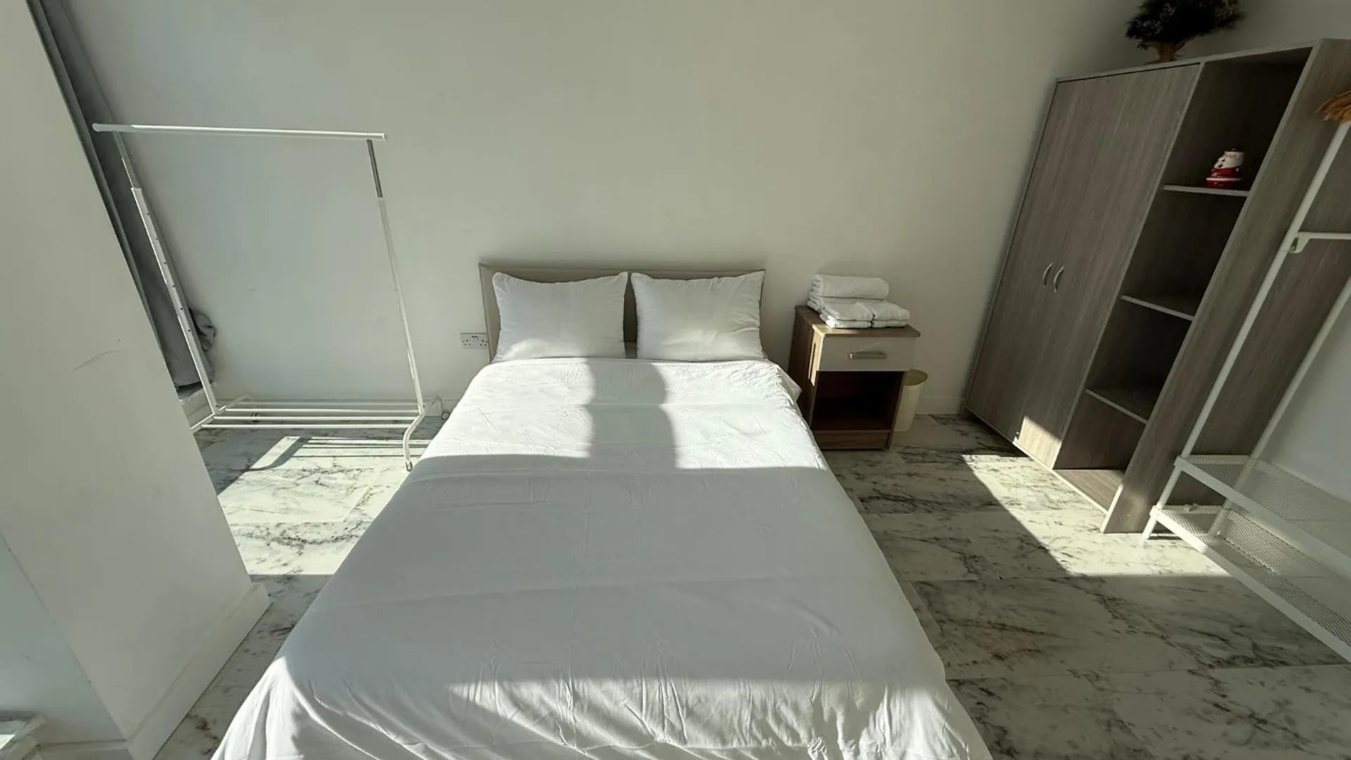 Entire Flat With 2X Bedrooms, 2X Bathrooms And A Big Living Room In The Olympic Park And Westfield At Stratford London