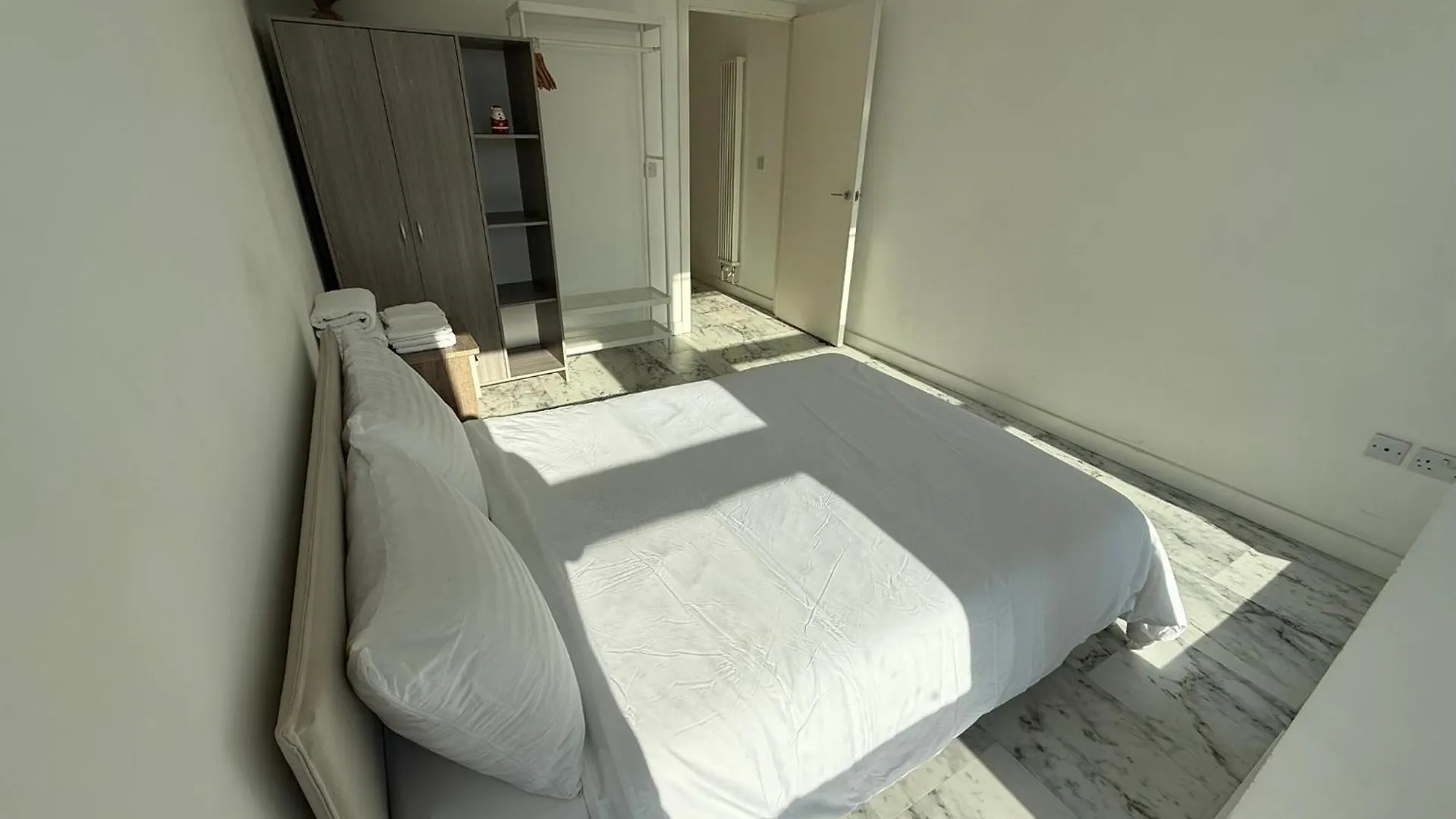 Entire Flat With 2X Bedrooms, 2X Bathrooms And A Big Living Room In The Olympic Park And Westfield At Stratford London